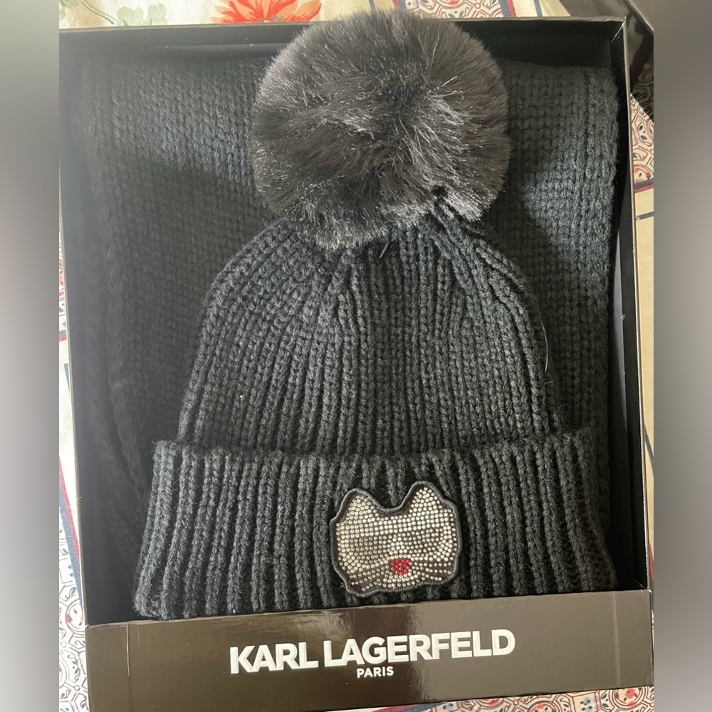 Karl Lagerfeld Paris Disco Kitty Hat and Scarf Set